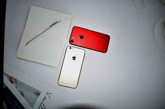 IPHONE 7 128 GB(NEW SEAL PACK AVAILABLE WITH ALL ACCESSORIES + FREE AIRPORDS)